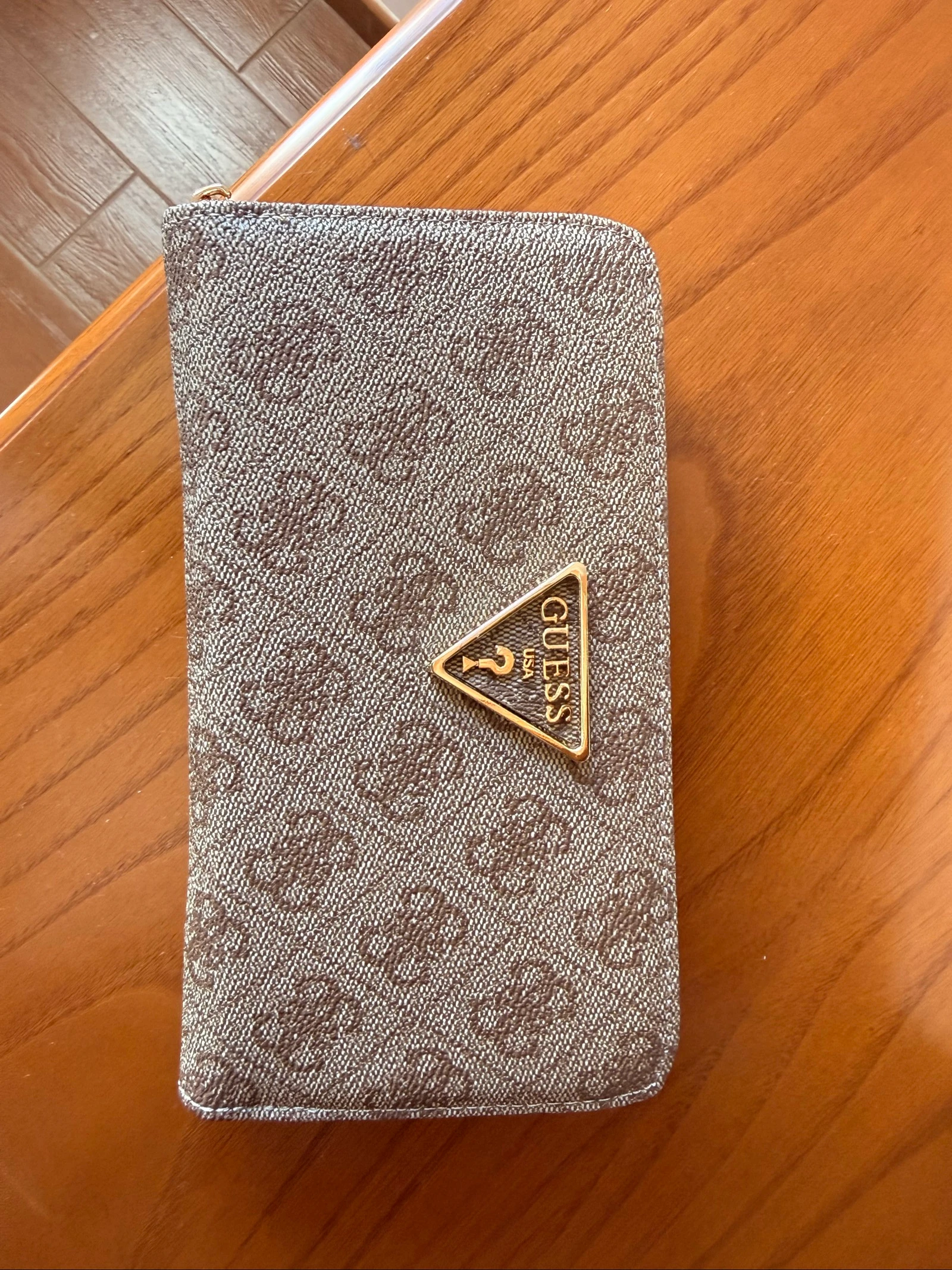 Carteira Guess mulher 